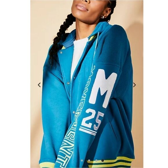 NWT FREE PEOPLE MOVEMENT POST UP GRAPHIC TWO PIECE SET - Picture 6 of 9